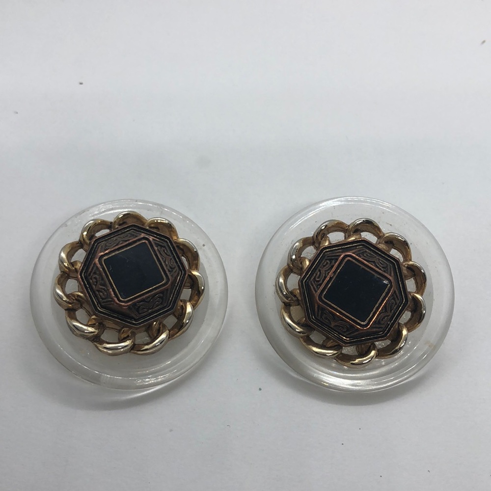 VTG Oversized Clip Ons